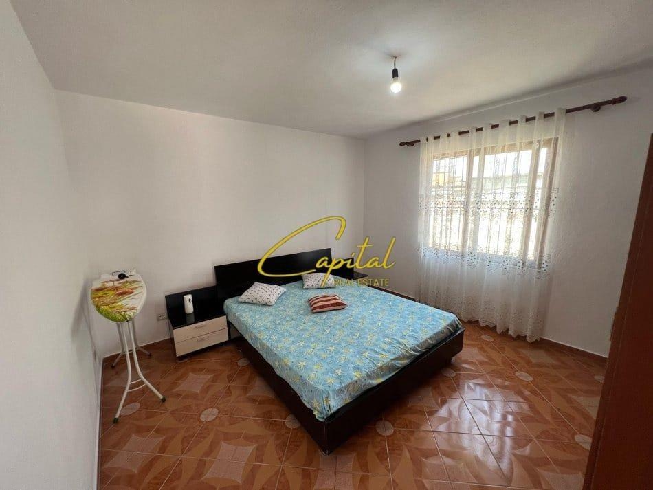 VILE PRIVATE ME QERA 130 M2 MISTO MAME 800 EURO