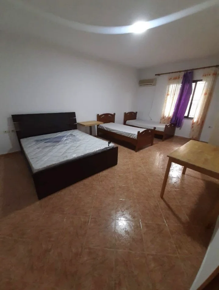 Tirane, affitto appartamento 1+1 Piano 1, 70 m² 400 € (5 MAGGIO)