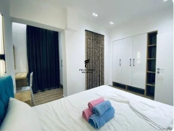 Tirane, jepet me qera apartament 1+1 Kati 5, 70 m² 600 € (KOMUNA E PARISIT)