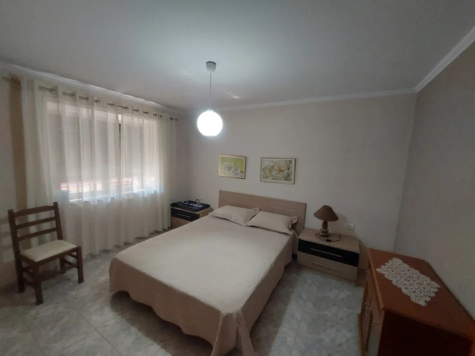 Tirane, affitto appartamento 1+1 al piano 3, 53 m² a 500 € (Via Elbasan)