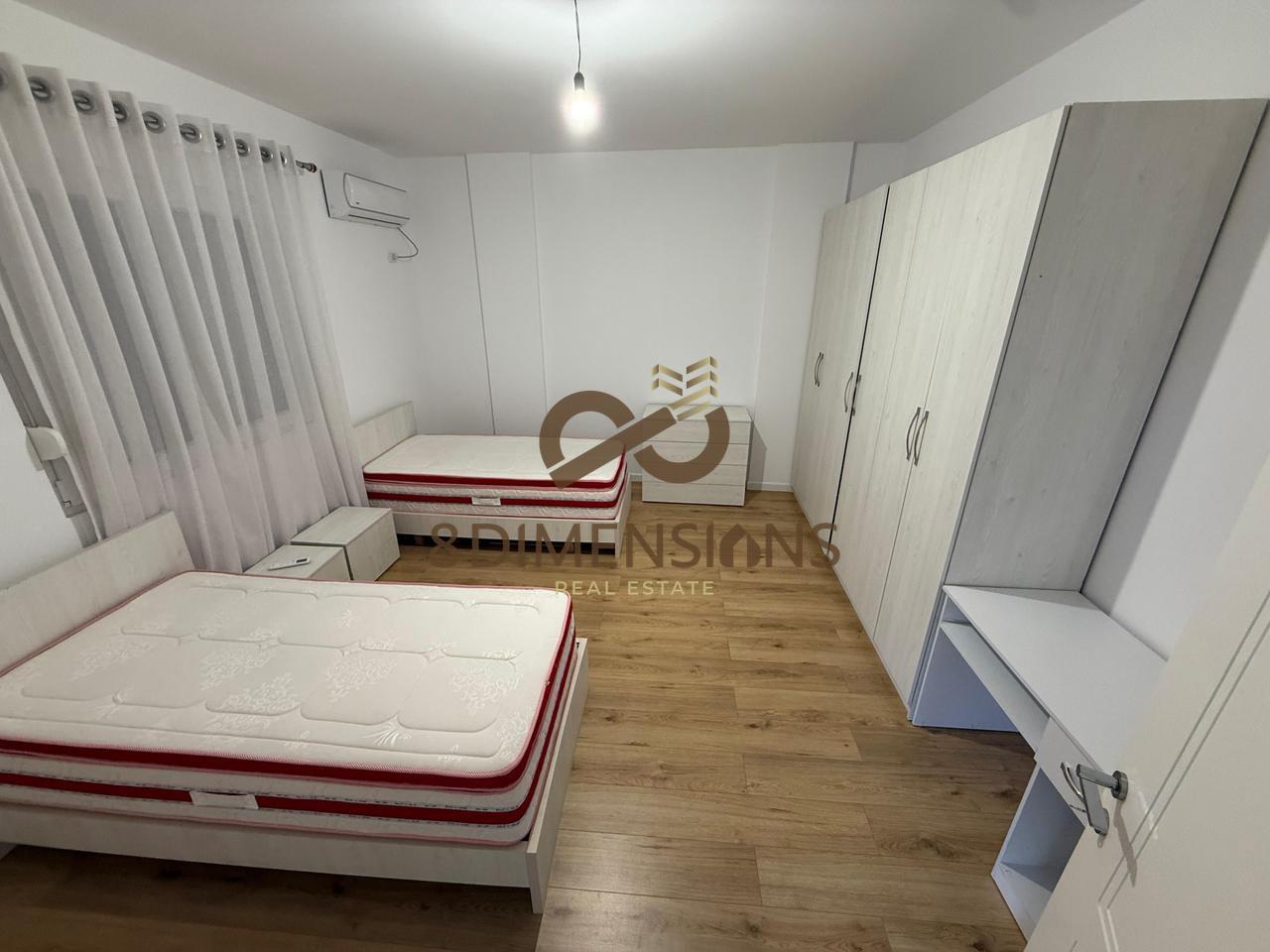 Vila di 2 piani in affitto a Lunder, molto vicina a TEG