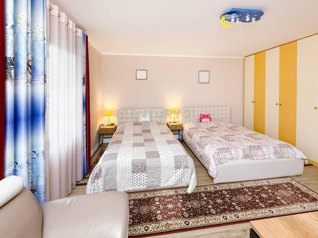 Shesim vile 4 kateshe ne Rruge Riza Cerova, Tiranë!