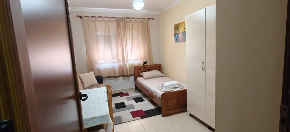 Tirane, jepet me qera apartament 2+1 Kati 2, 75 m² 600 € (RRUGA E DURRESIT)