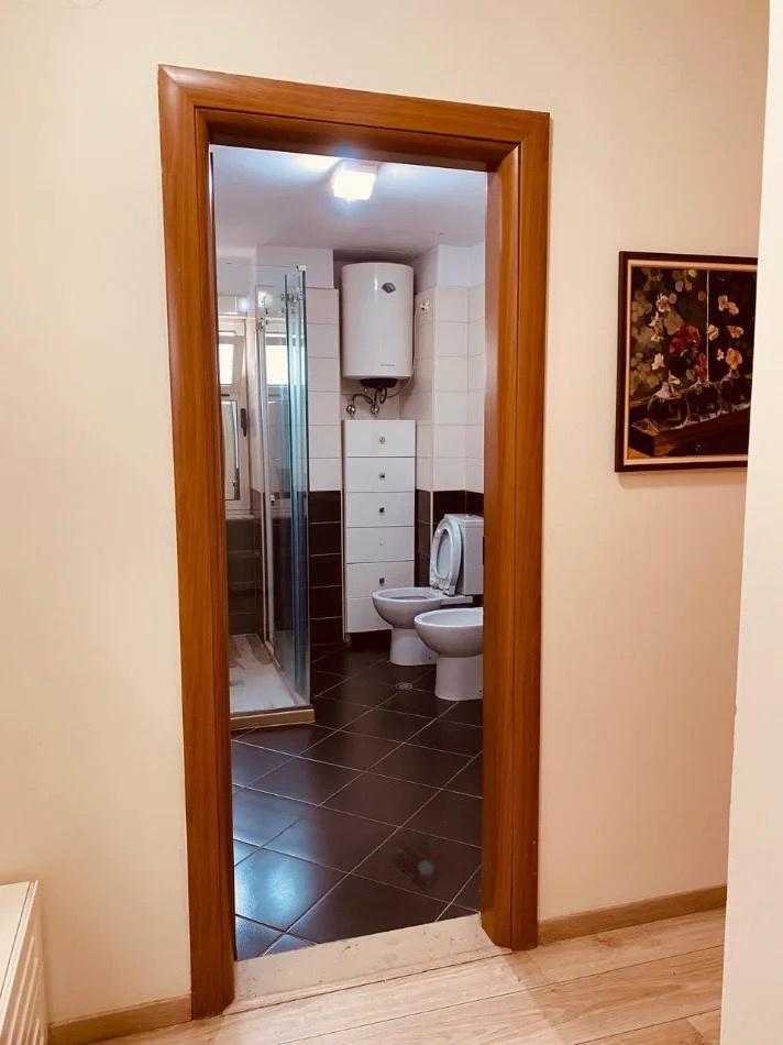 Apartament 2+1 me qira , Materniteti i Ri