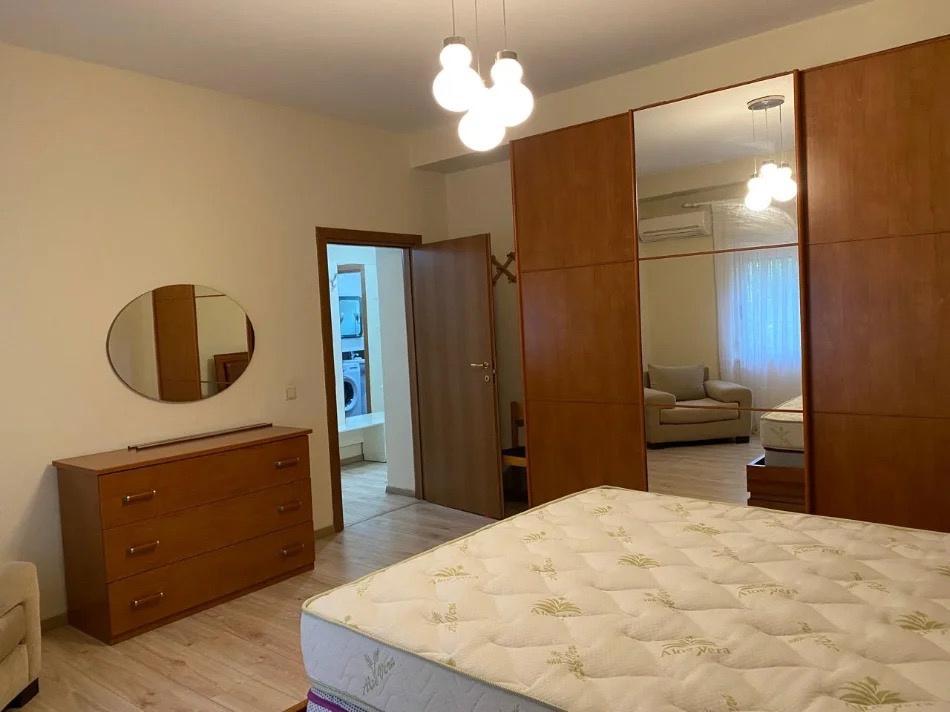 Apartament 2+1 me qira , Materniteti i Ri