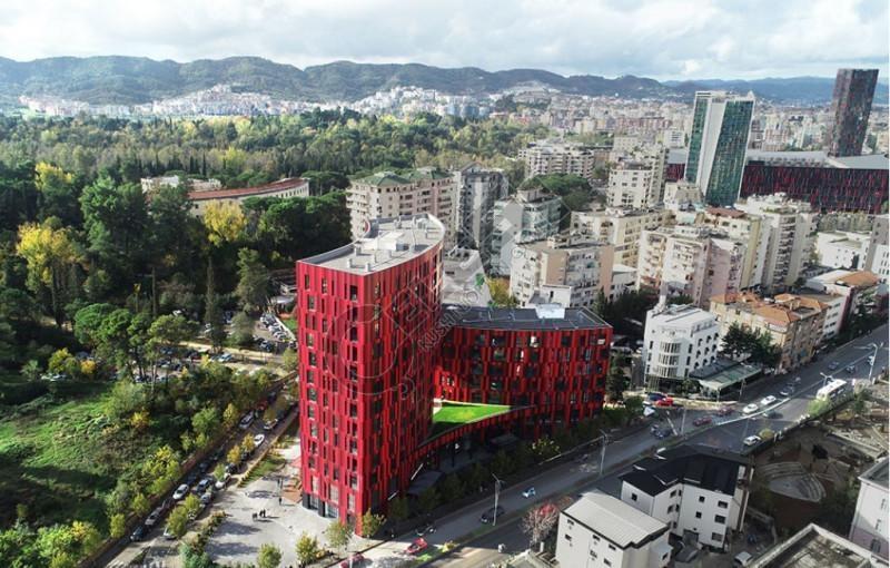 Shitet Vilë Luksoze pranë Universitetit “Wisdom”!