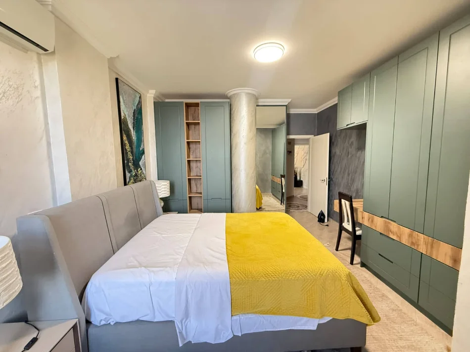 Tirana, 2+1 Apartment for Rent, 5th Floor, 100 m², €800 (Rrapo Hekali)