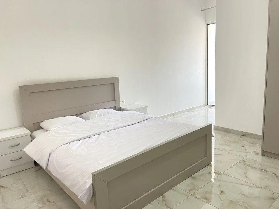 Tirane, Apartment for Rent 2+1+Balcony, First Floor, 80 m², 550 € (ASTIR)