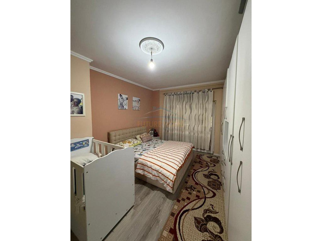 Vendesi, Appartamento 2+1+2, Lago Secco, Tirana