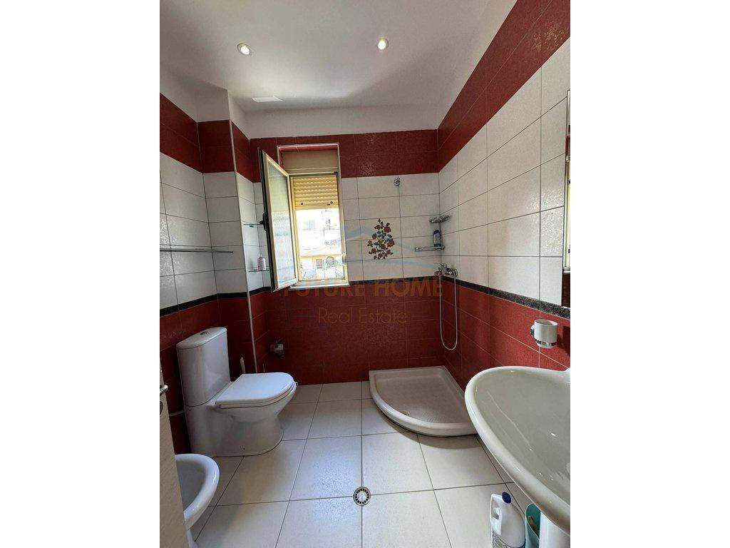 Vend, Appartamento 2+1, Lago di Tato, Tirana