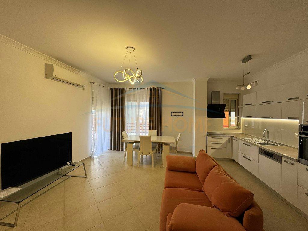 Vend, Appartamento 2+1, Lago di Tato, Tirana