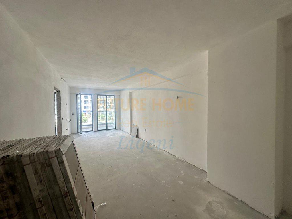 0692268458 Shitet, Apartament 1+1,Fusha e Aviacionit
