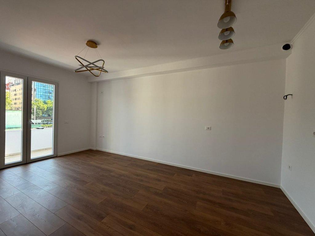 0692268458 Shitet, Apartament 1+1, Rruga Dritan Hoxha