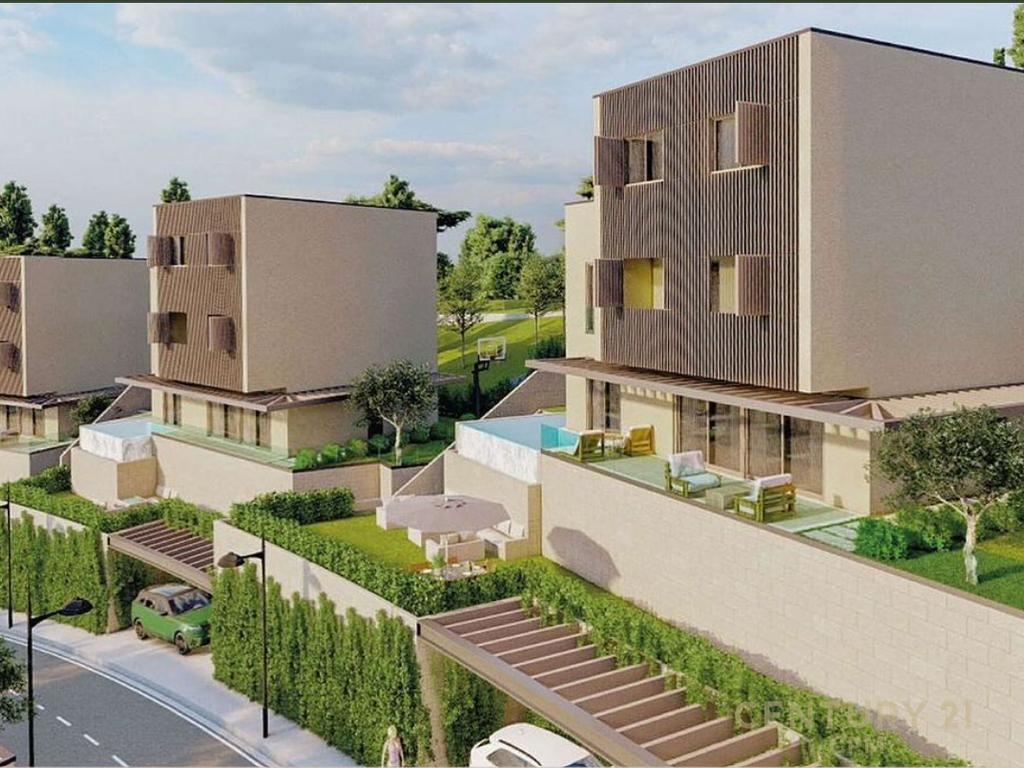 Vilë Elitare Në Shitje në Liqeni i Farkës, Tiranë