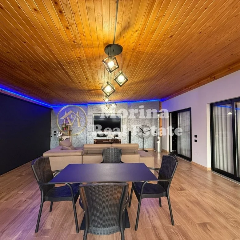 Tirane, apartment + veranda | Penthouse 2+1+Balcony Floor 5, 170 m² 300,000 € (Fresku)