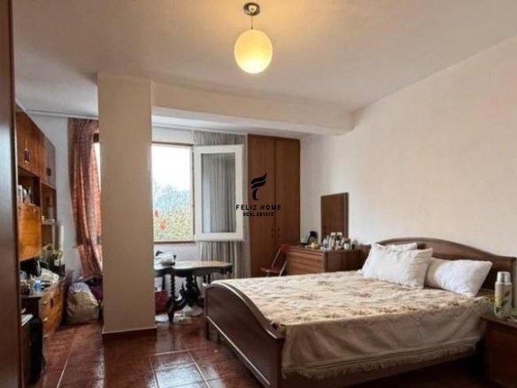 Appartamento con terrazza di 100 m2 in Zogu i Zi - Prezzo 70.000 LEKE