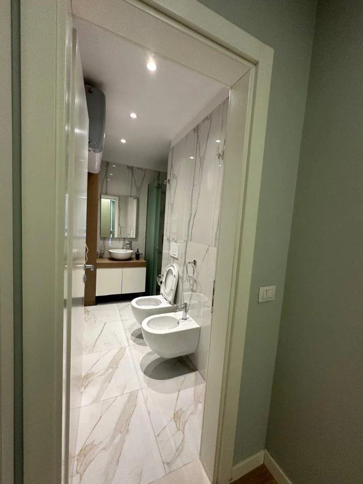 Tirane, appartamento in vendita 1+1+Balcone Piano 6, 64 m² 160.000 € (5 MAGGIO)