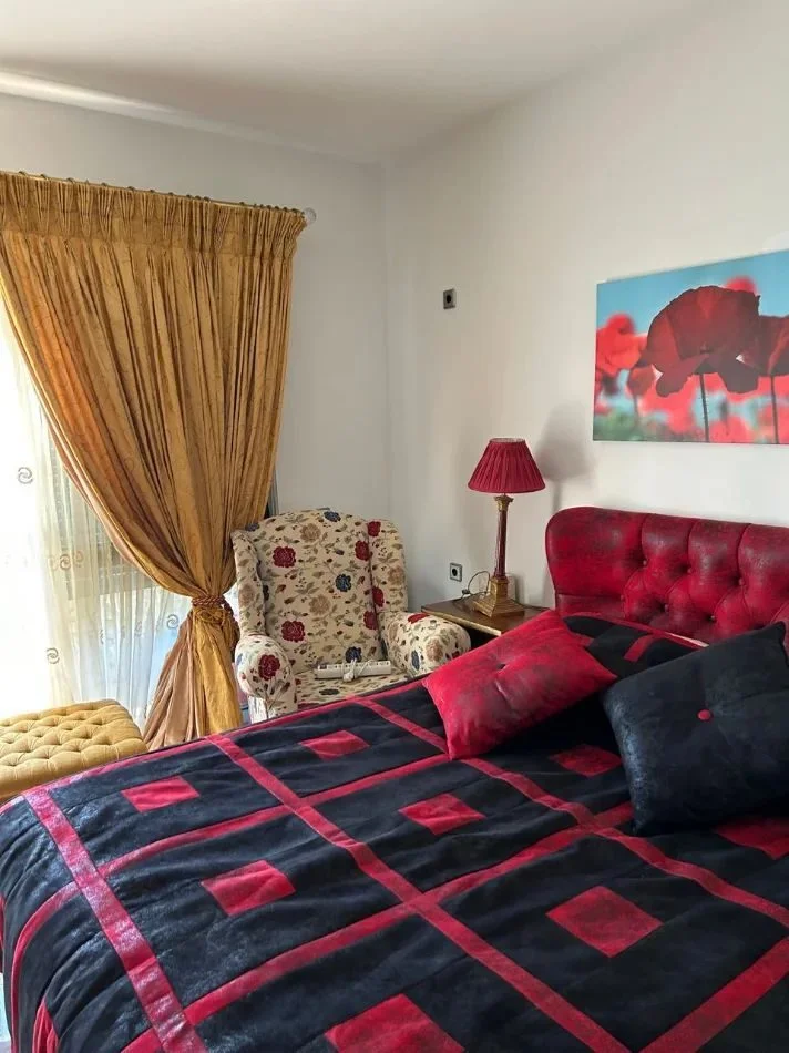 Tirane, vendesi appartamento 2+1 Piano 6, 128 m² 170.000 € (Optika Fresku)