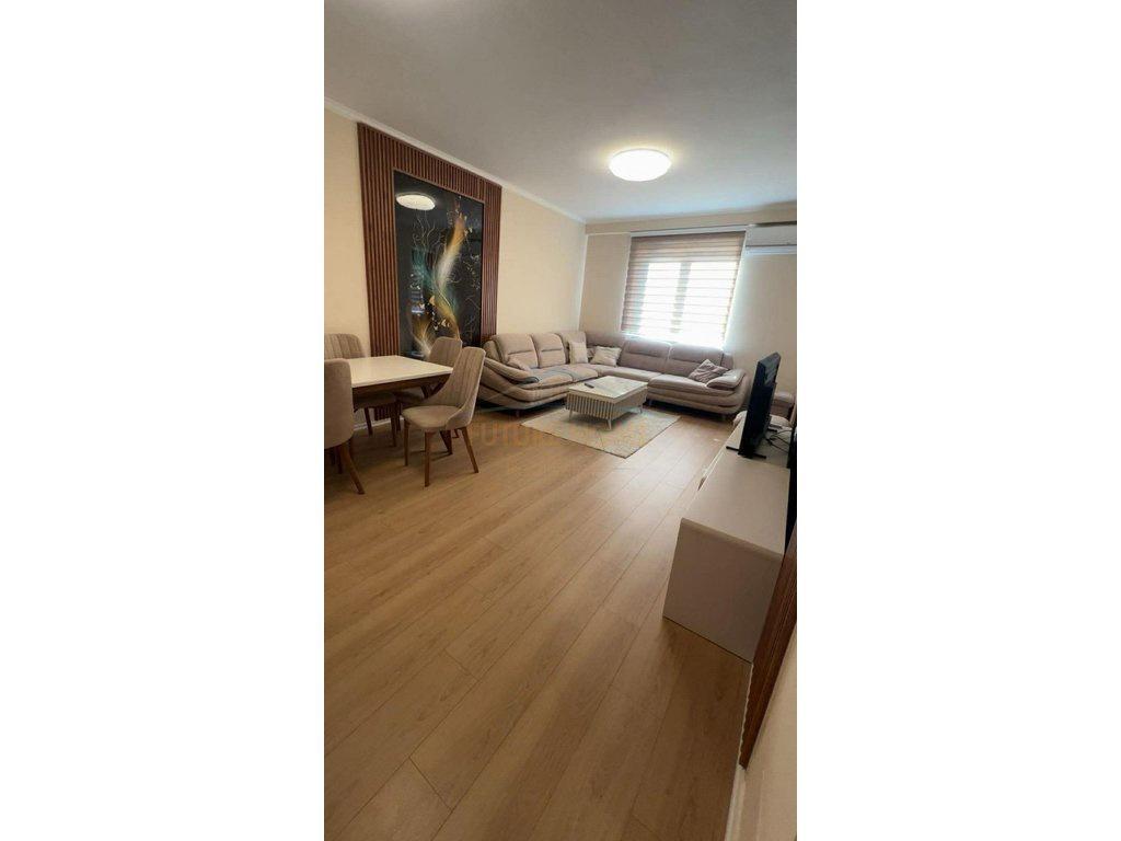 0694792477, Qera, 2+1+2 + Post Parkimi, Grand Gallery