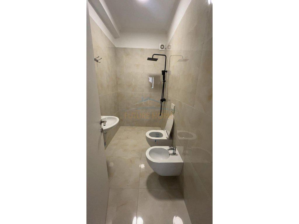 0694792477, Qera, 2+1+2 + Post Parkimi, Grand Gallery