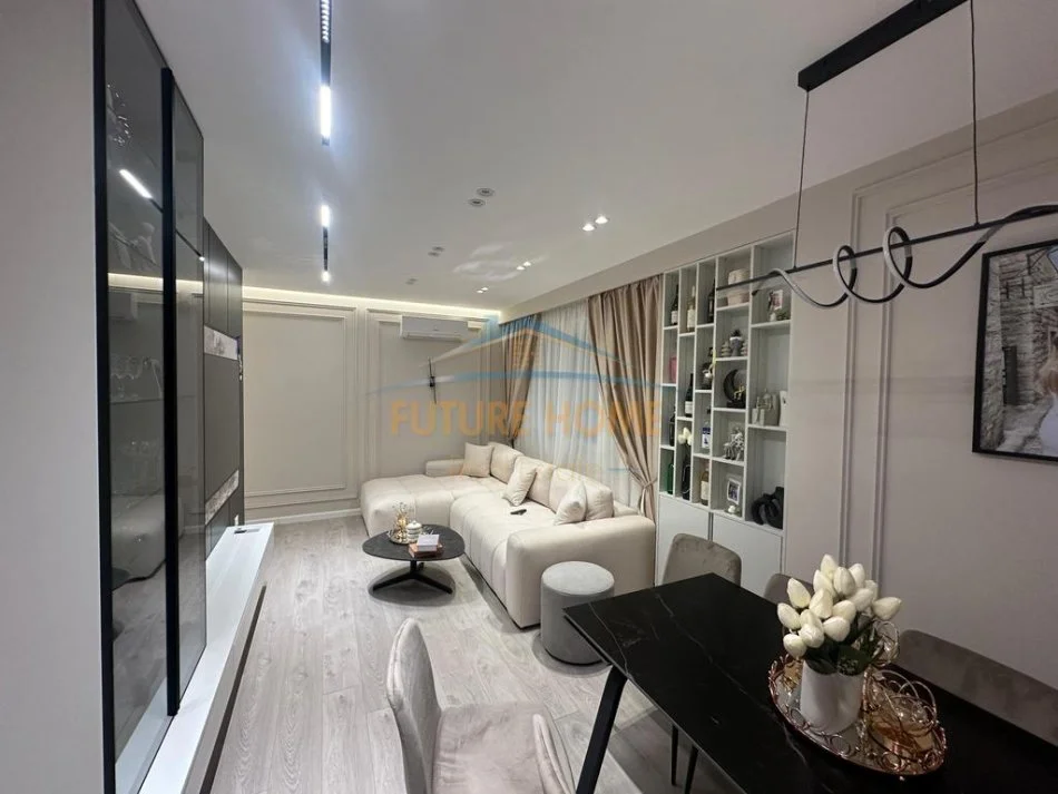Tirane, shitet apartament 3+1+2, Kati 3, 118 m² 290.000 € (Rruga Dritan Hoxha, Kompleksi E-88)