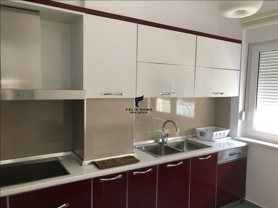 Tirane, appartamento in vendita 3+1+Balcone Piano 3, 170 m² 425.000 € (SAUK)