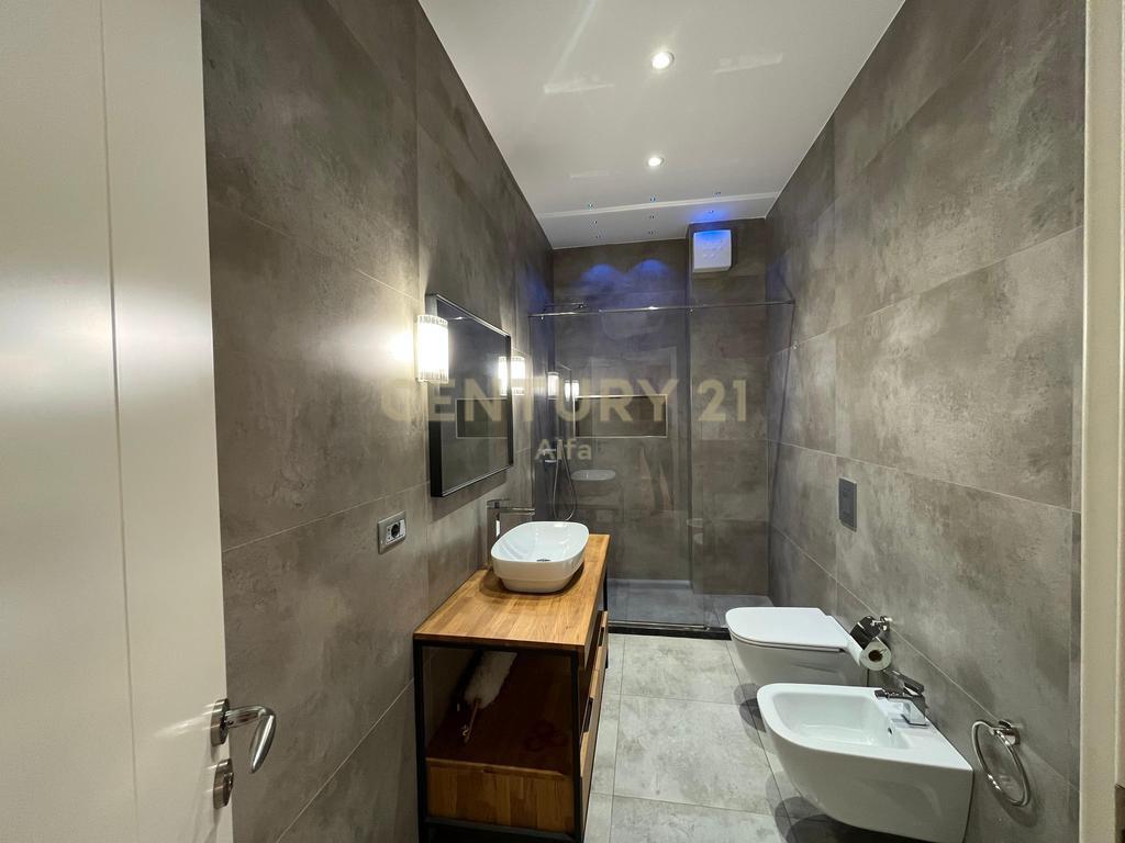 For Sale: 2+1+2 Apartment near Kodra e Diellit 1 – Close to British School