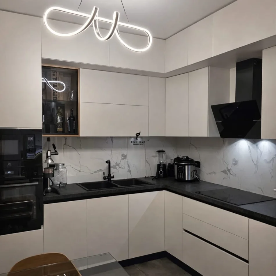 Tirane, vendesi appartamento 2+1 Piano 2, 115 m² 368.000 € (COMUNE DI PARISIT)