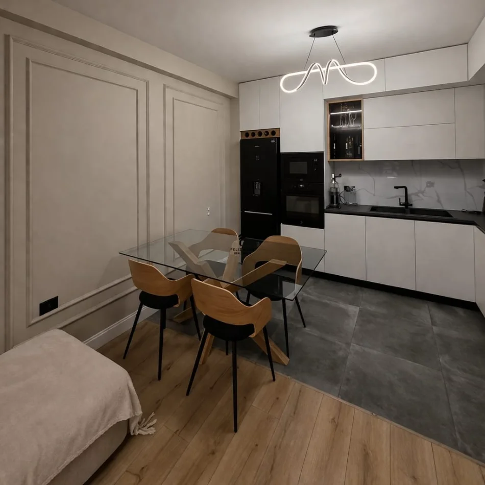 Tirane, vendesi appartamento 2+1 Piano 2, 115 m² 368.000 € (COMUNE DI PARISIT)