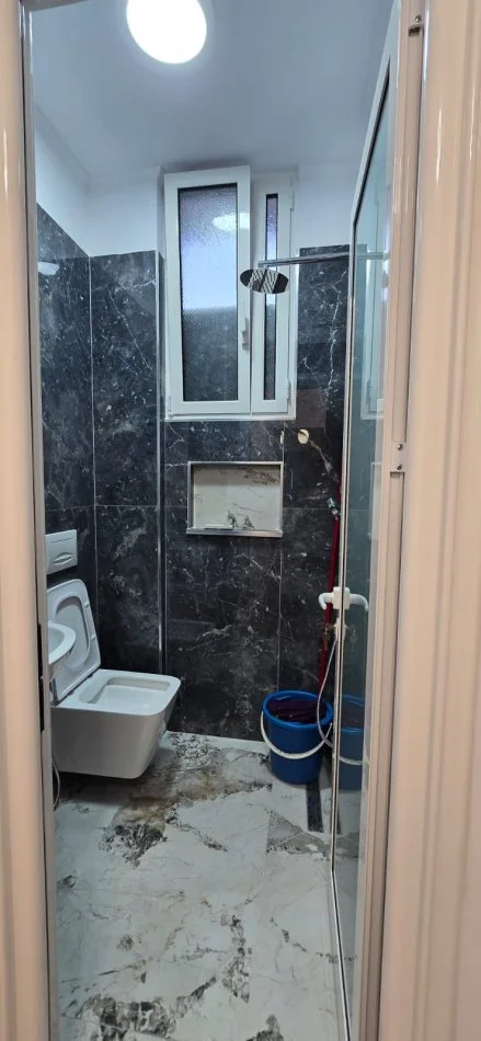 Tirane, vendesi appartamento 2+1 Piano 7, 93 m² 218.000 € (MINE PEZA)