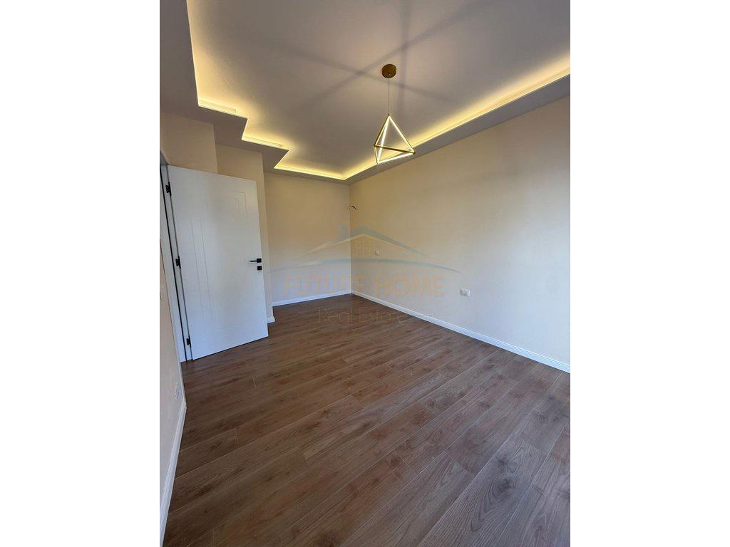 0696044423 Shitet, Apartament 1+1, Lagja 6 , Durres