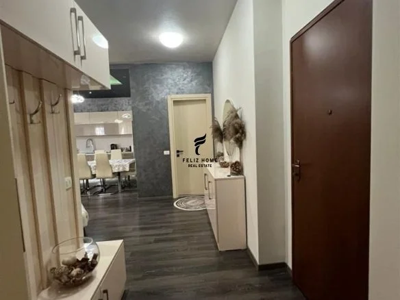Tirana, Apartment for Sale 2+1, 3rd Floor, 119 m², €290,000 (RRUGA E KAVAJES)