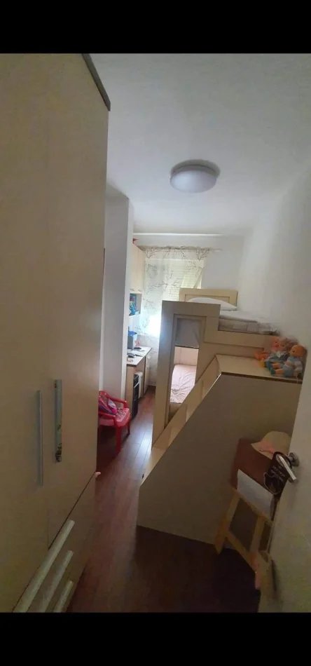 Tirane, affitto appartamento 2+1 Piano 2, 65 m² 500 € (Oxhaku)