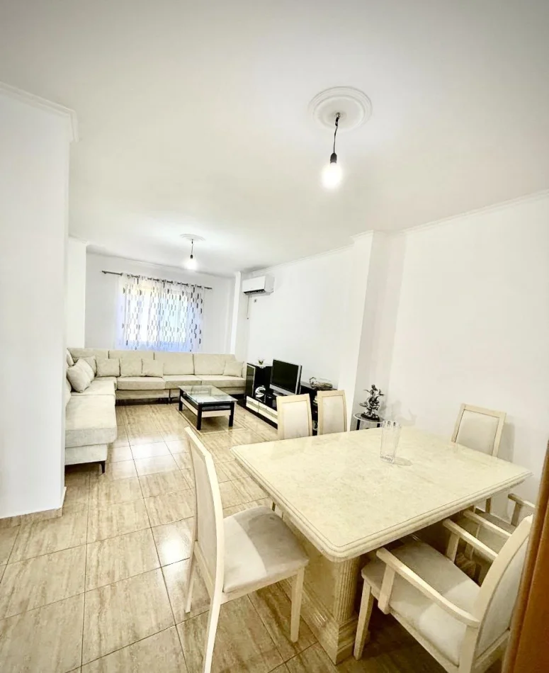 Durres, Apartment 3+1 for Rent, Floor 1, 250 m², €600 (Tirana–Durres Highway)