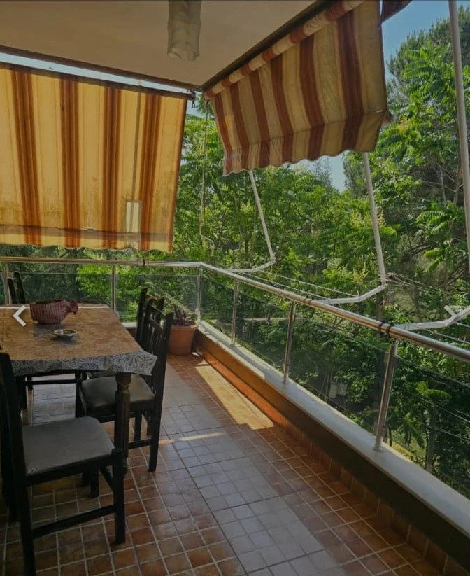 Tirana, affitto appartamento 2+1 Piano 3, 75 m² 650 € (Giardino Botanico)