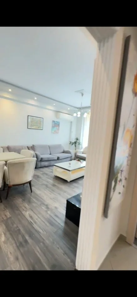 Tirane, for sale 2+1 apartment, 6th floor, 93 m², €258,000 (Zoo Garden)