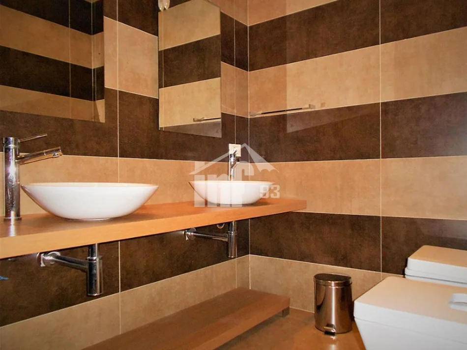 Tirana, affitto appartamento 1+1 al piano 4, 80 m² 1.100 € (VICINO RADIO TELEVISIONE ALBANESI)