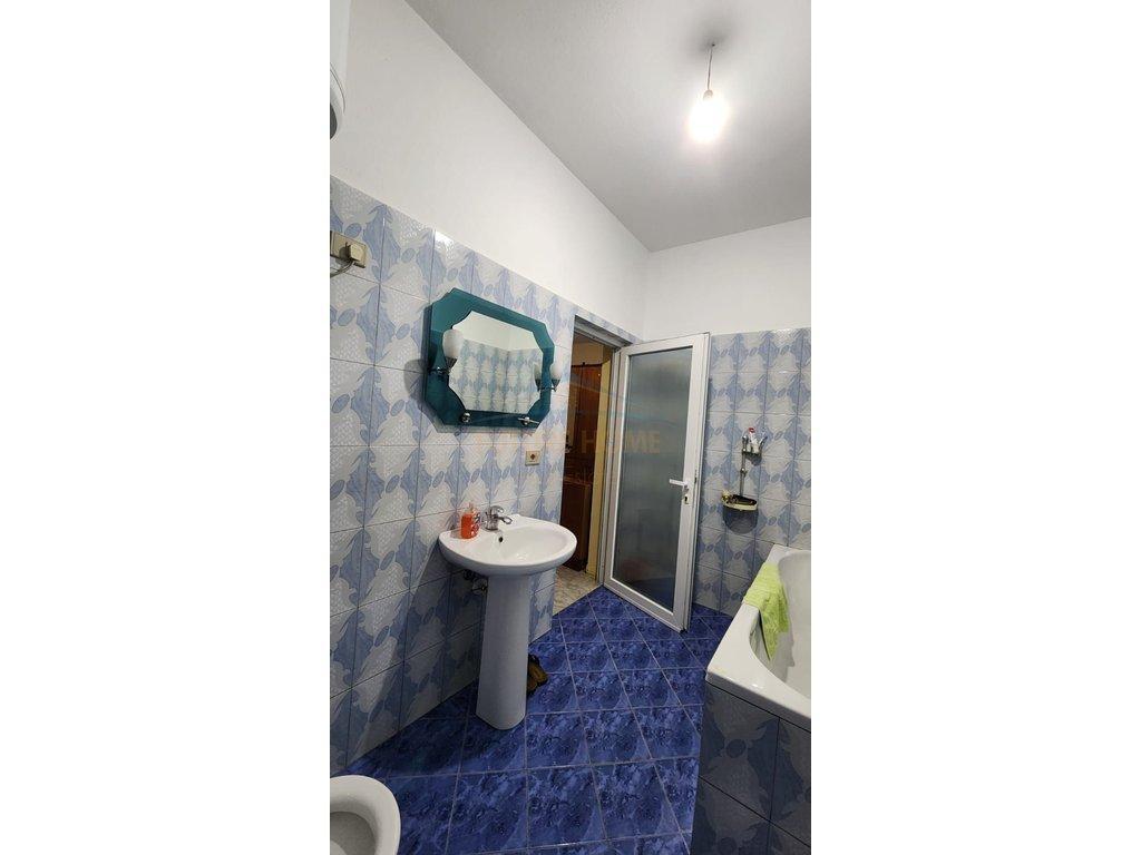 0694603851,Shitet, Vile 3 kateshe, Sauk, Tirane