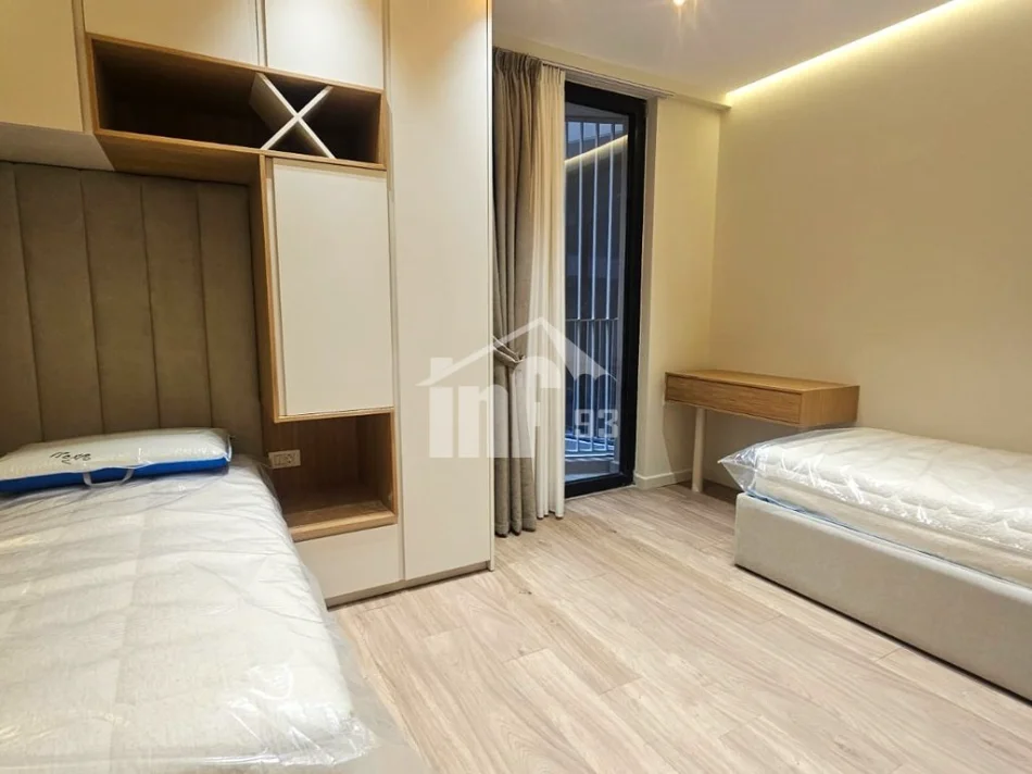 Tirana, appartamento in affitto 2+1 al 4° piano, 110 m², 1.500 € (GOLDEN TOWER RESIDENCE, MINE PEZA)