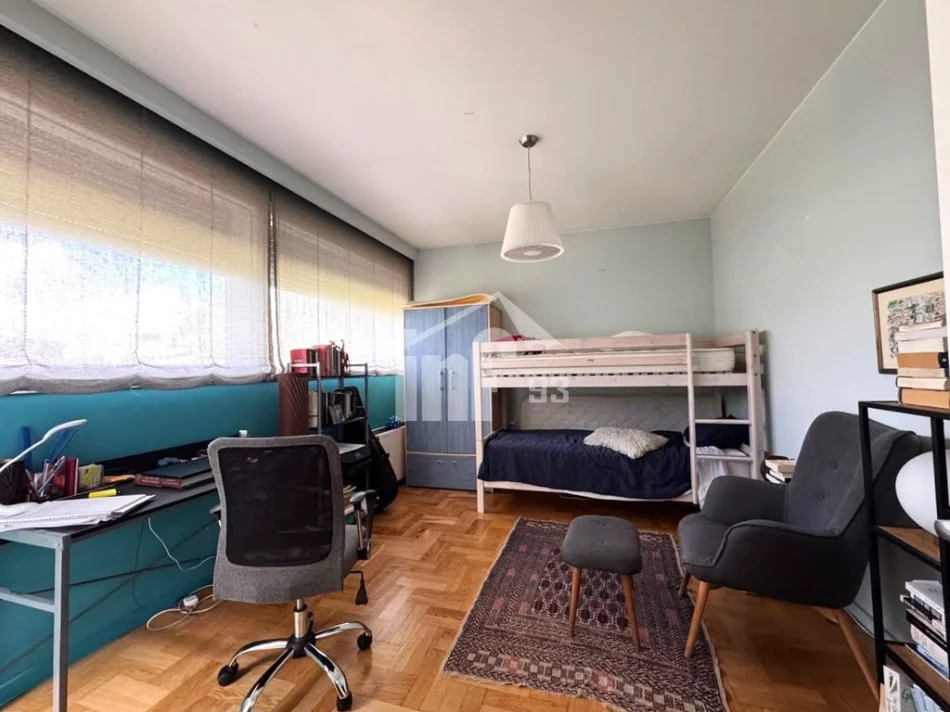 Tirana, affitto stagionale Villa su 2 piani, 249 m², 2.500 € ('LONG HILLS' RESIDENCE, 500 M DA TEG)