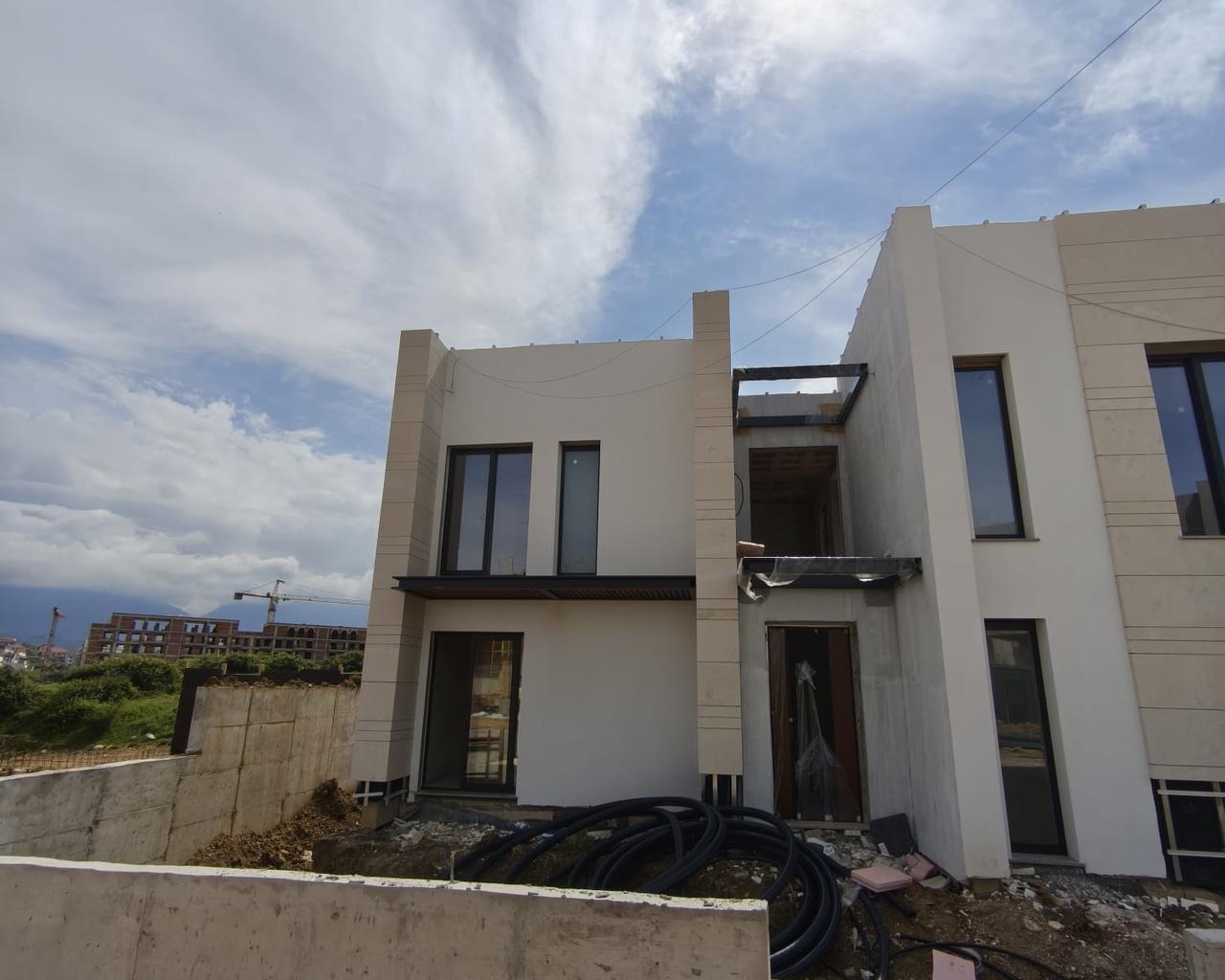 Luxury Villa for Sale – Maison de la Terre Residence
