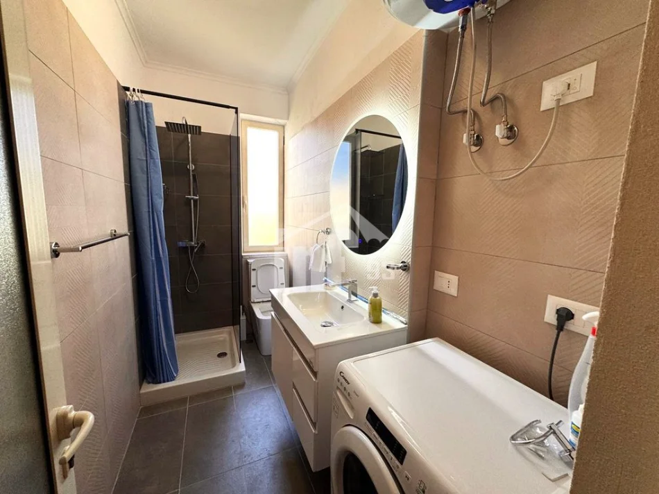 Tirana, appartamento 1+1 in affitto al quarto piano, 57 m², 500 € (TE SHESHI WILLSON)