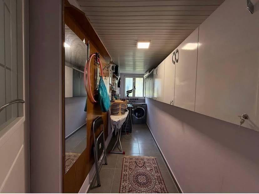 ZYRE ME QERA 120 M2 BLLOK 2.500 EURO