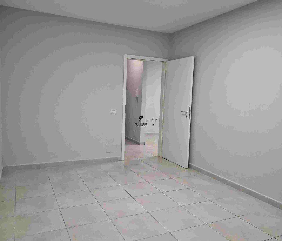 Zyra in affitto di 55m2, 21 piani, 40.000 LEKE