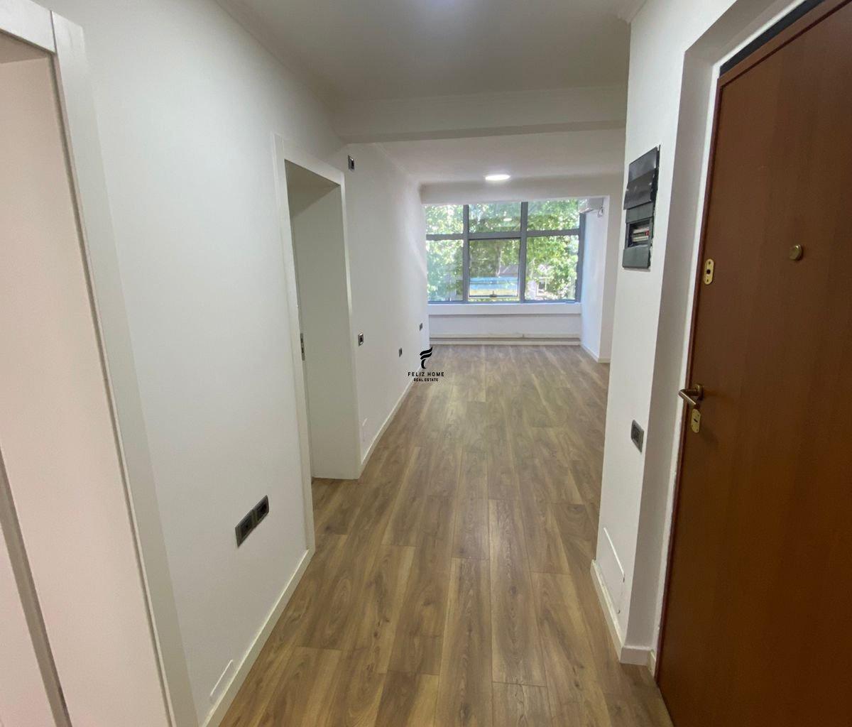Zyra con 80 m² in Via Kavajes a 800 Euro