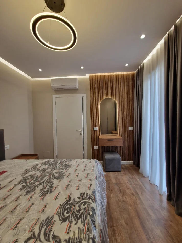 Tirane, Apartment for Sale 1+1, 3rd Floor, 84 m², €177,000 (RRUGA DRITAN HOXHA)