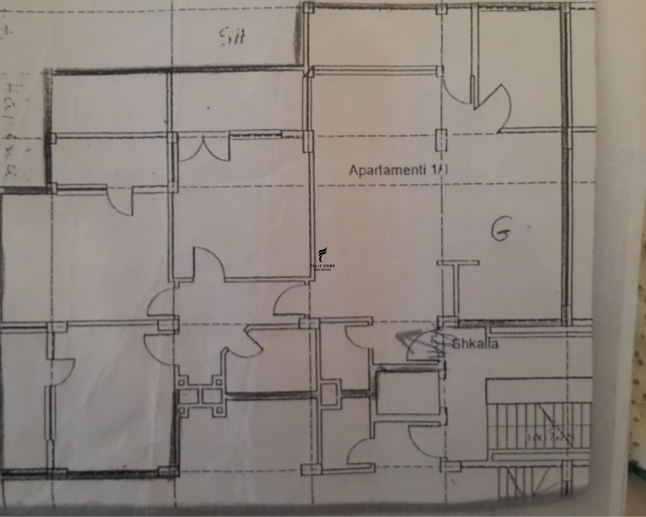 Commercial Space with Yard 110 m2 Block 165,000 LEK FH-75537
