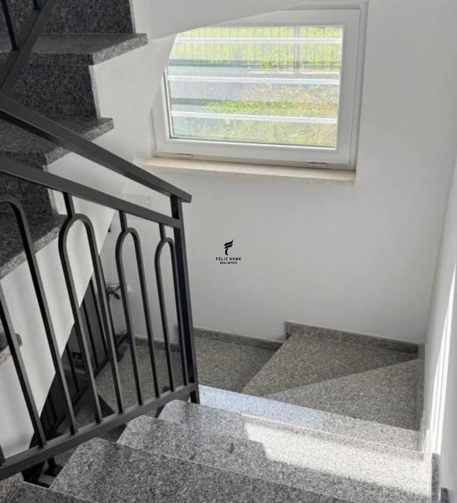 Villa in affitto di 250 m² a 3.000 euro