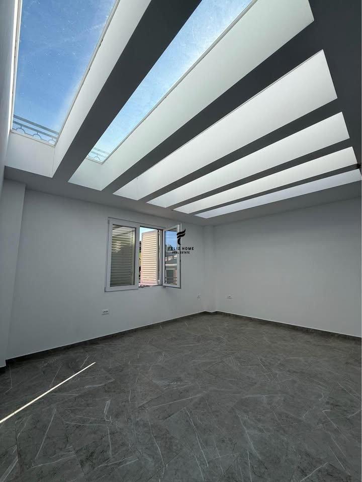 Villa in affitto di 250 m² a 3.000 euro