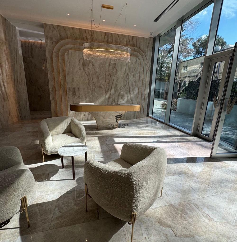 ZYRE ME QERA 264.71 M2 BLLOK 9.300 EURO
